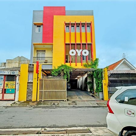Sky Guesthouse Semarang Eksteriør billede