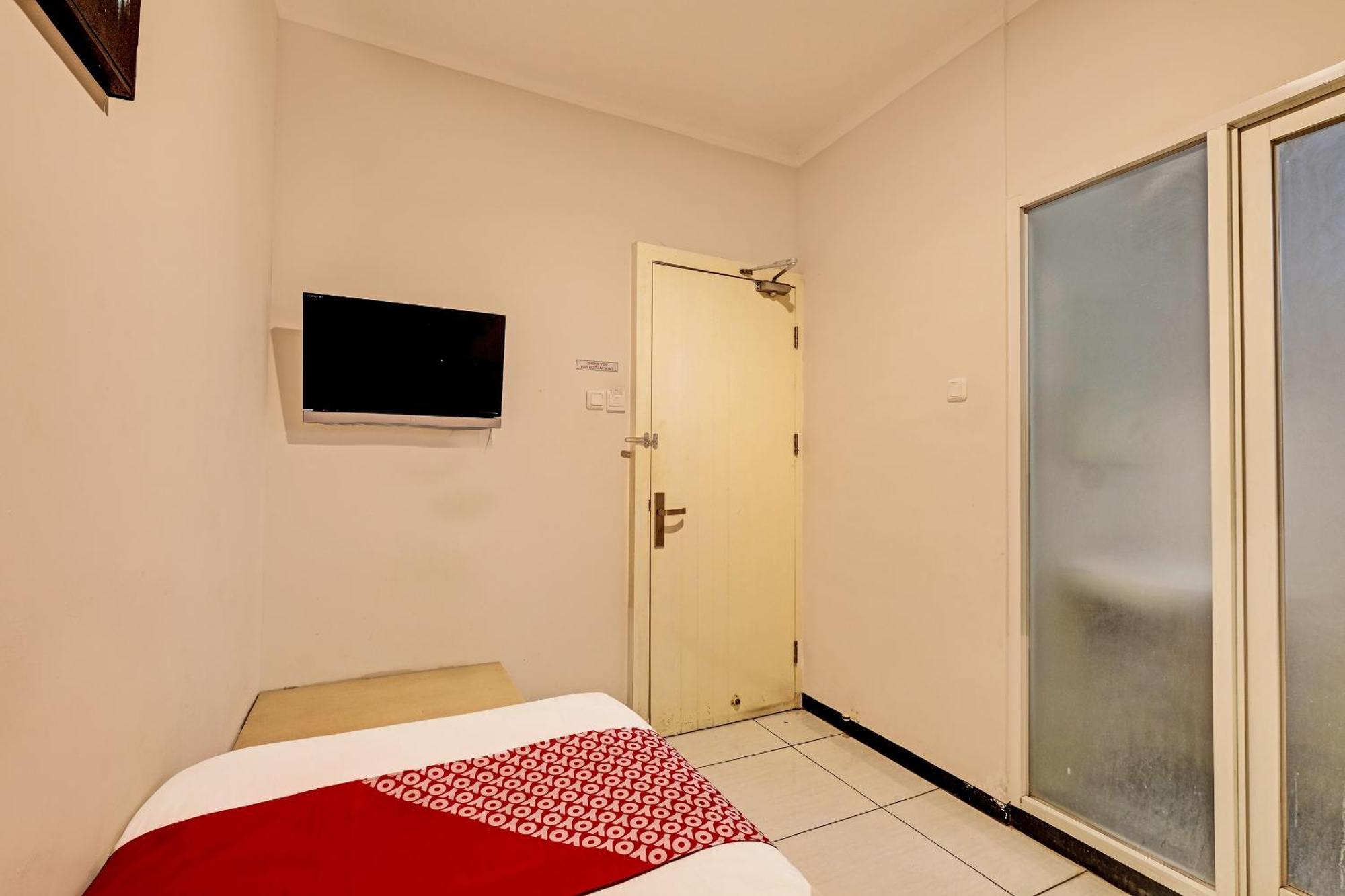 Sky Guesthouse Semarang Eksteriør billede